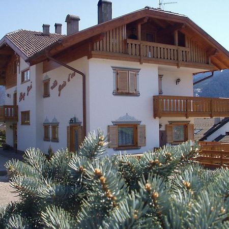 Hotel Garni Goccia D'Oro Cavalese Exterior foto