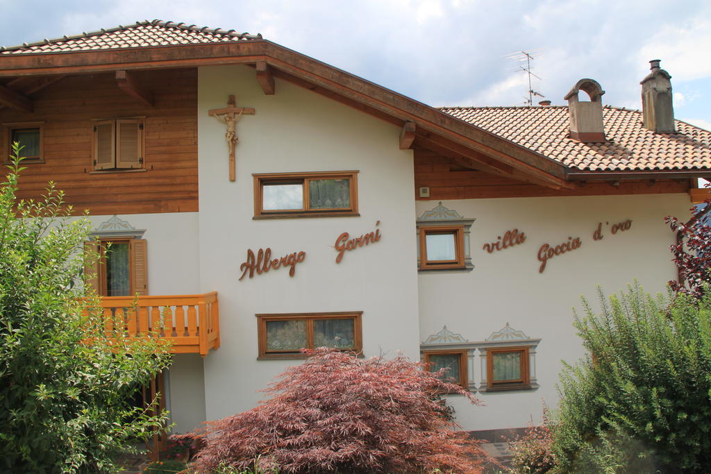 Hotel Garni Goccia D'Oro Cavalese Exterior foto