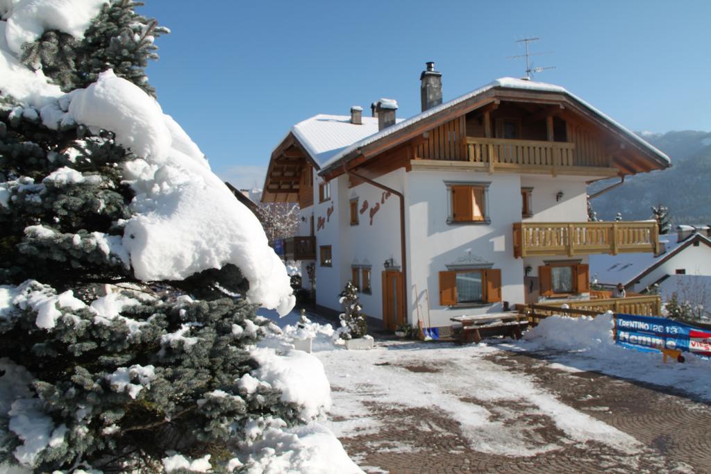 Hotel Garni Goccia D'Oro Cavalese Exterior foto